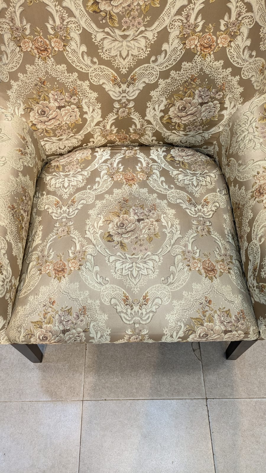 High back chair