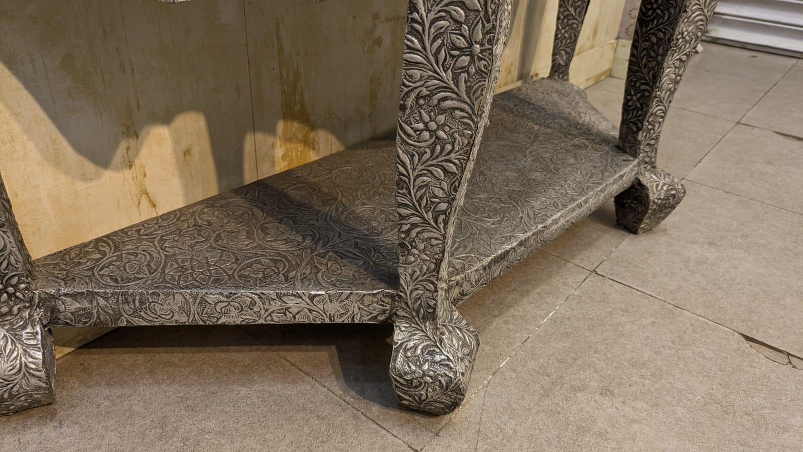 Traditional Silver Embossed Console with Wall Mounted Mirror and 2 Accent Chairs