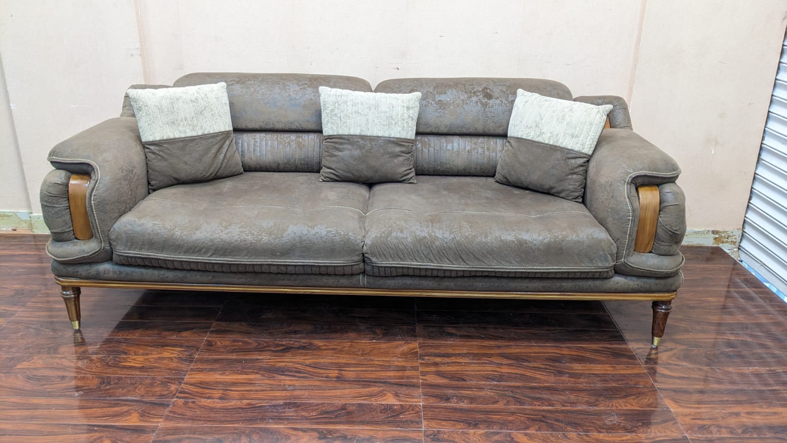 🔥Roshaan Furniture 🔥 Turkish Inspired 5 Seater Sofa Set with Tables