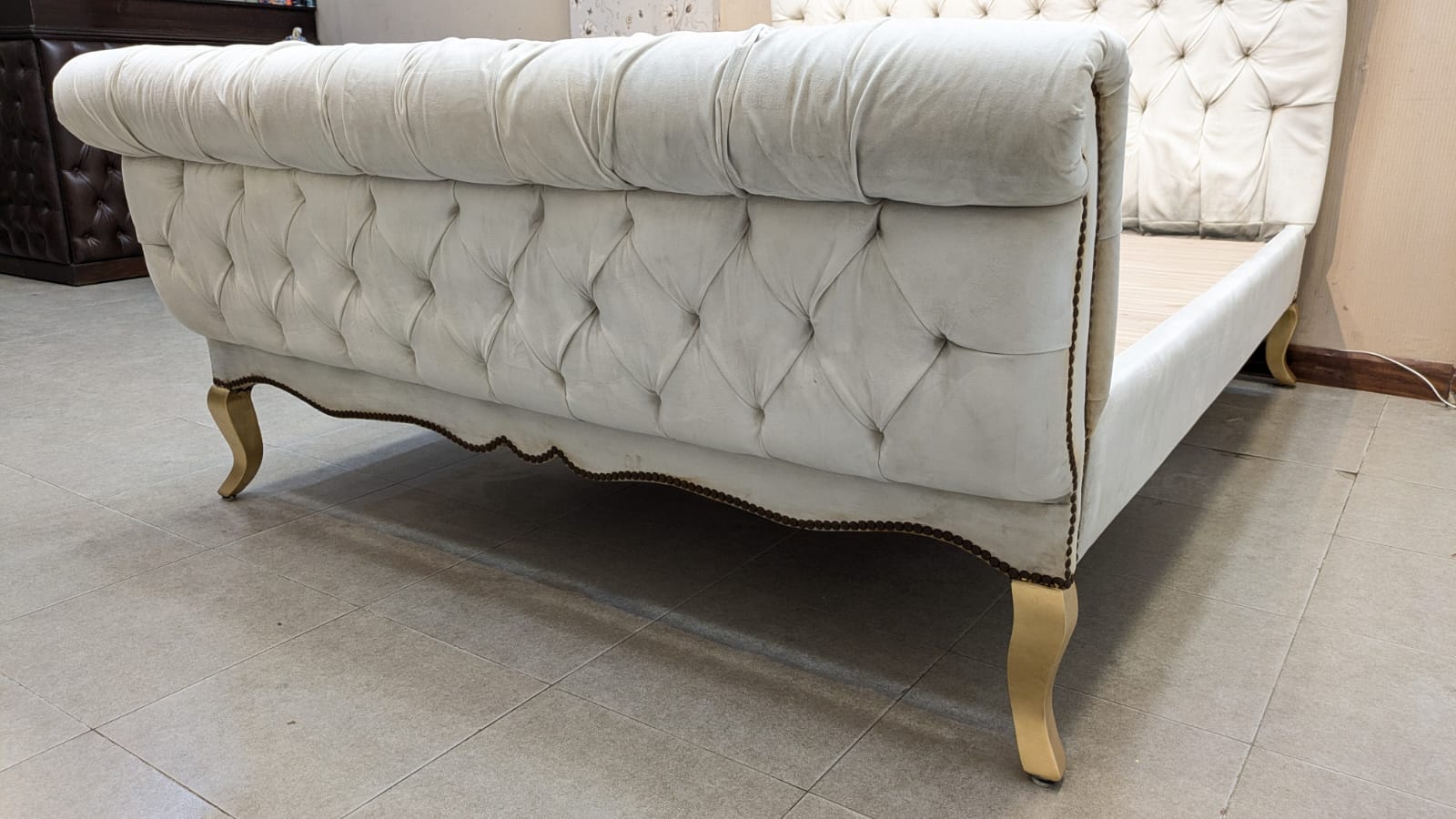 Fully Cushioned Queen Size Bed