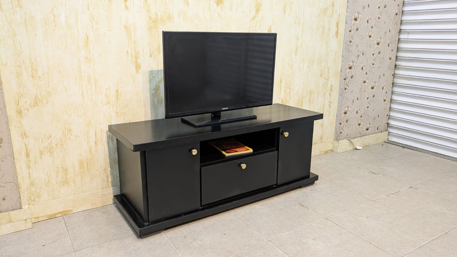 Led Tv Unit