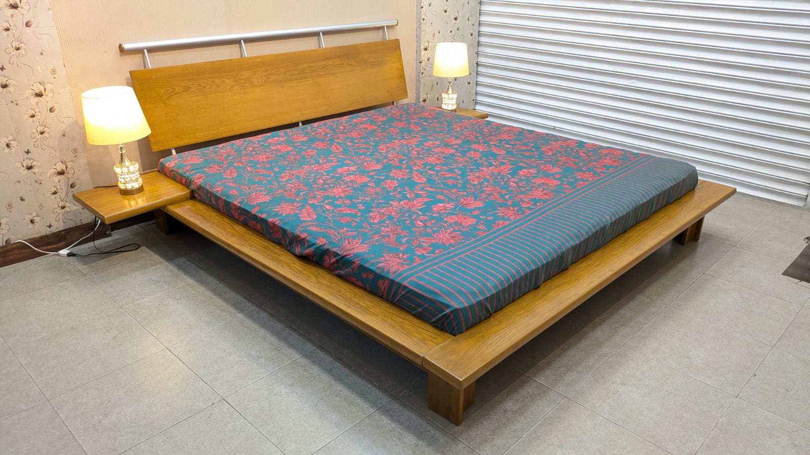 Habitt King Size Bed with Foam Mattress