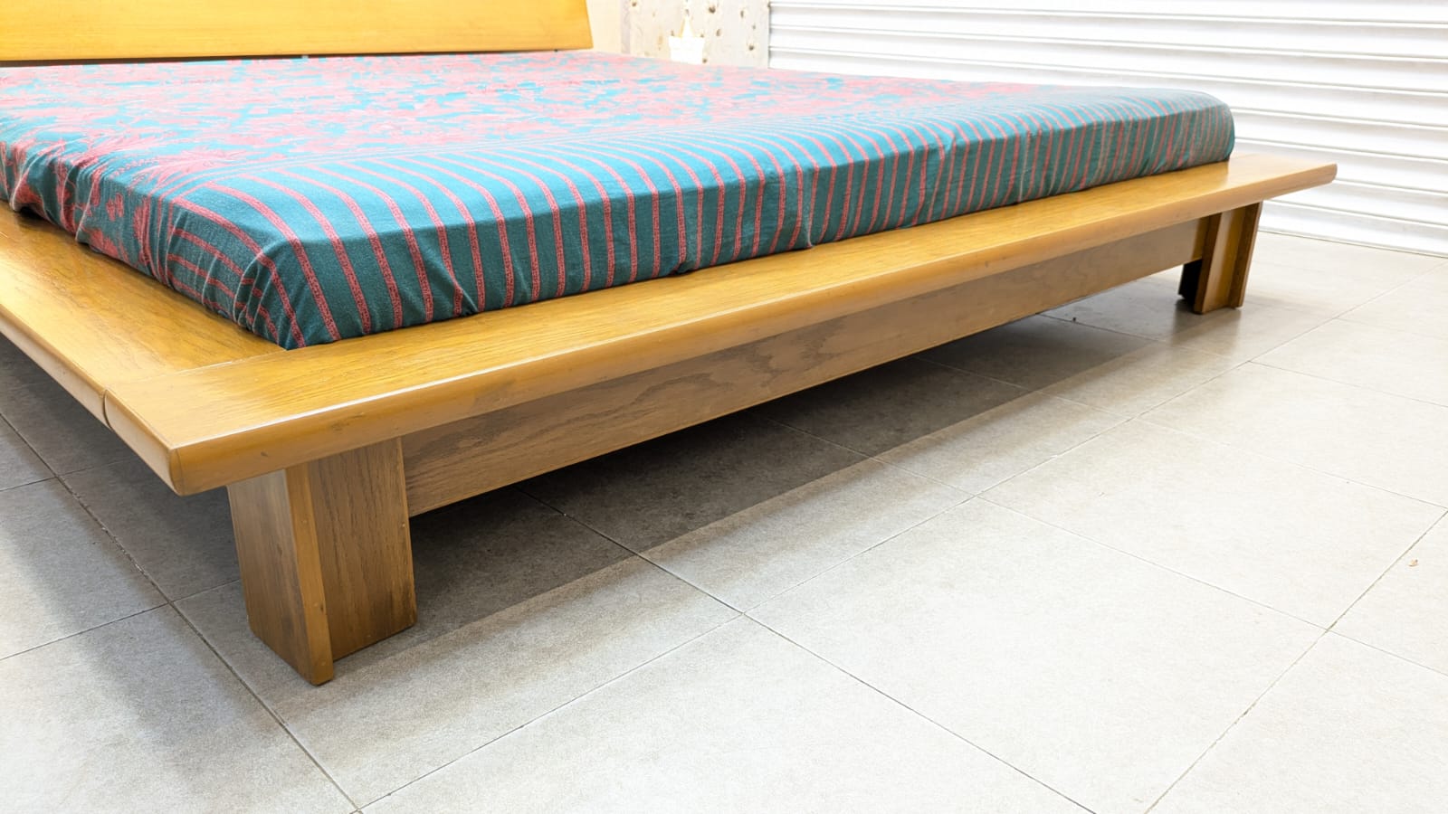 Habitt King Size Bed with Foam Mattress