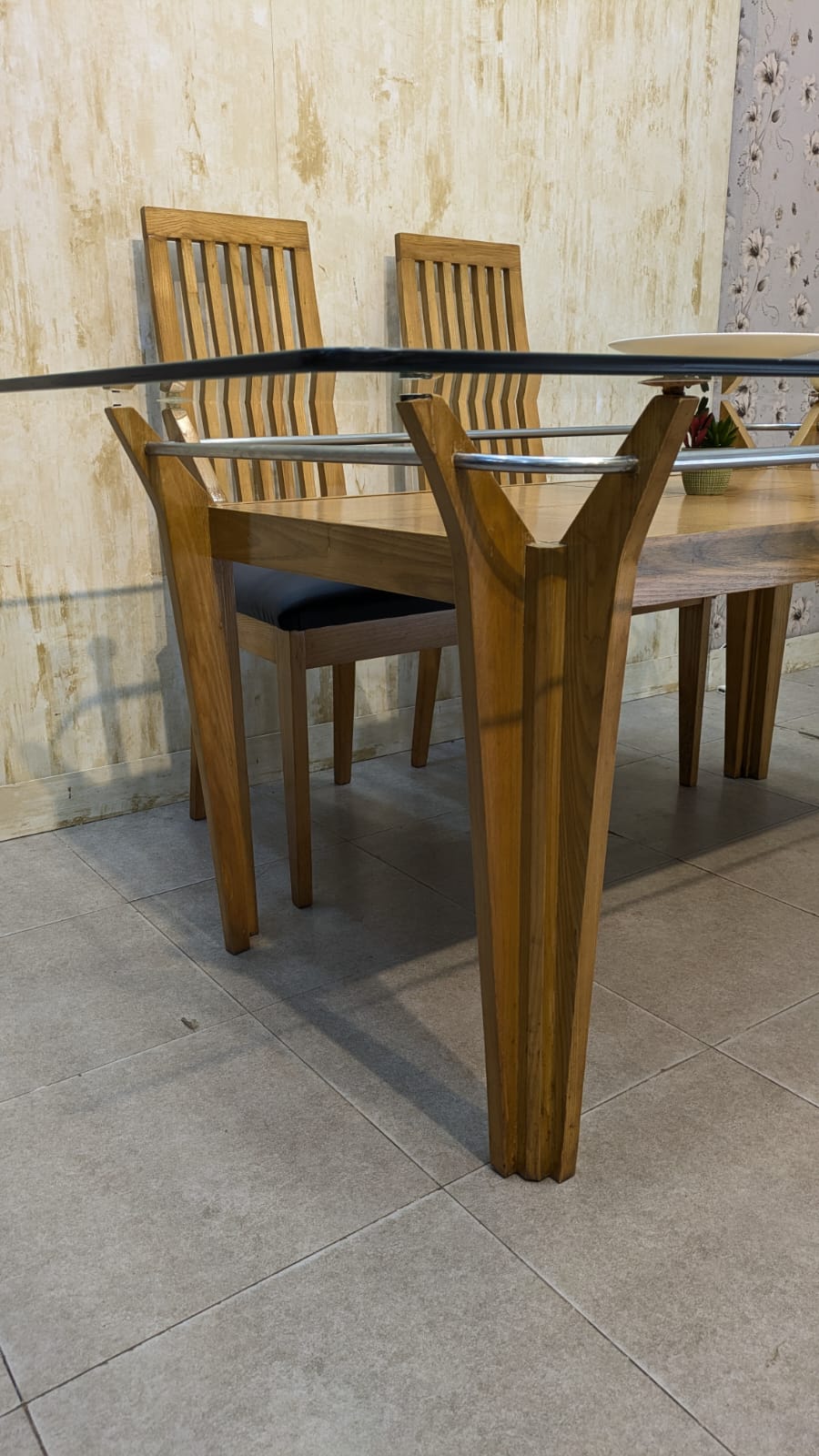 Imported 6 Seater Dining Table