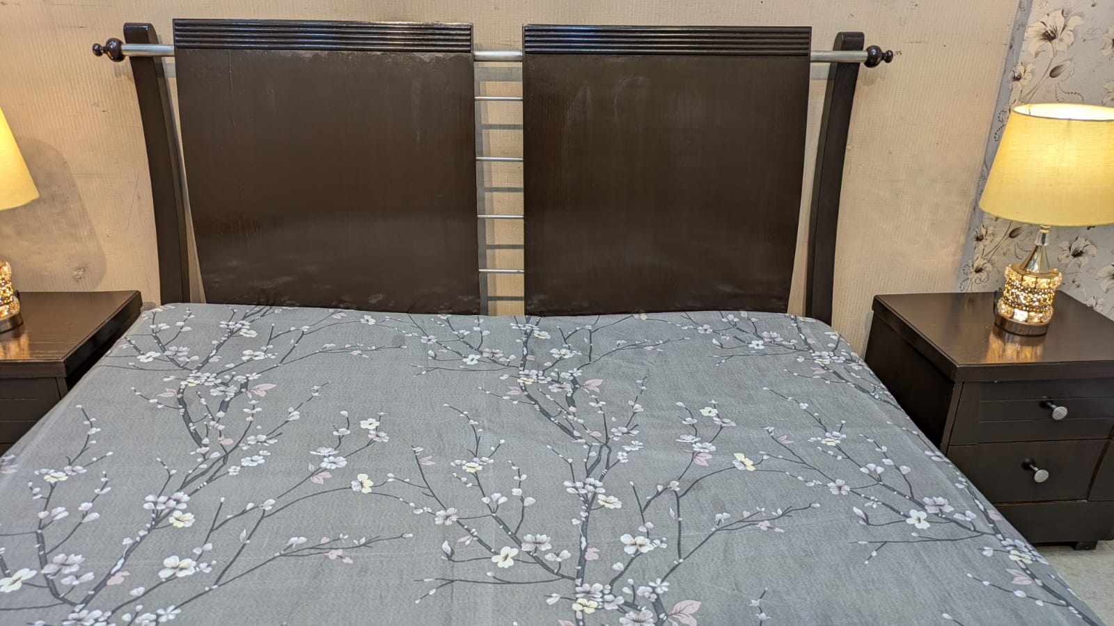 Queen Size Bed Set