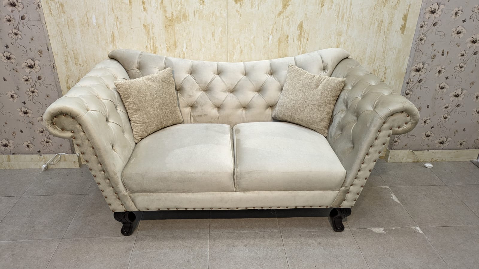 Comfortable 7 Seater Sofa Set