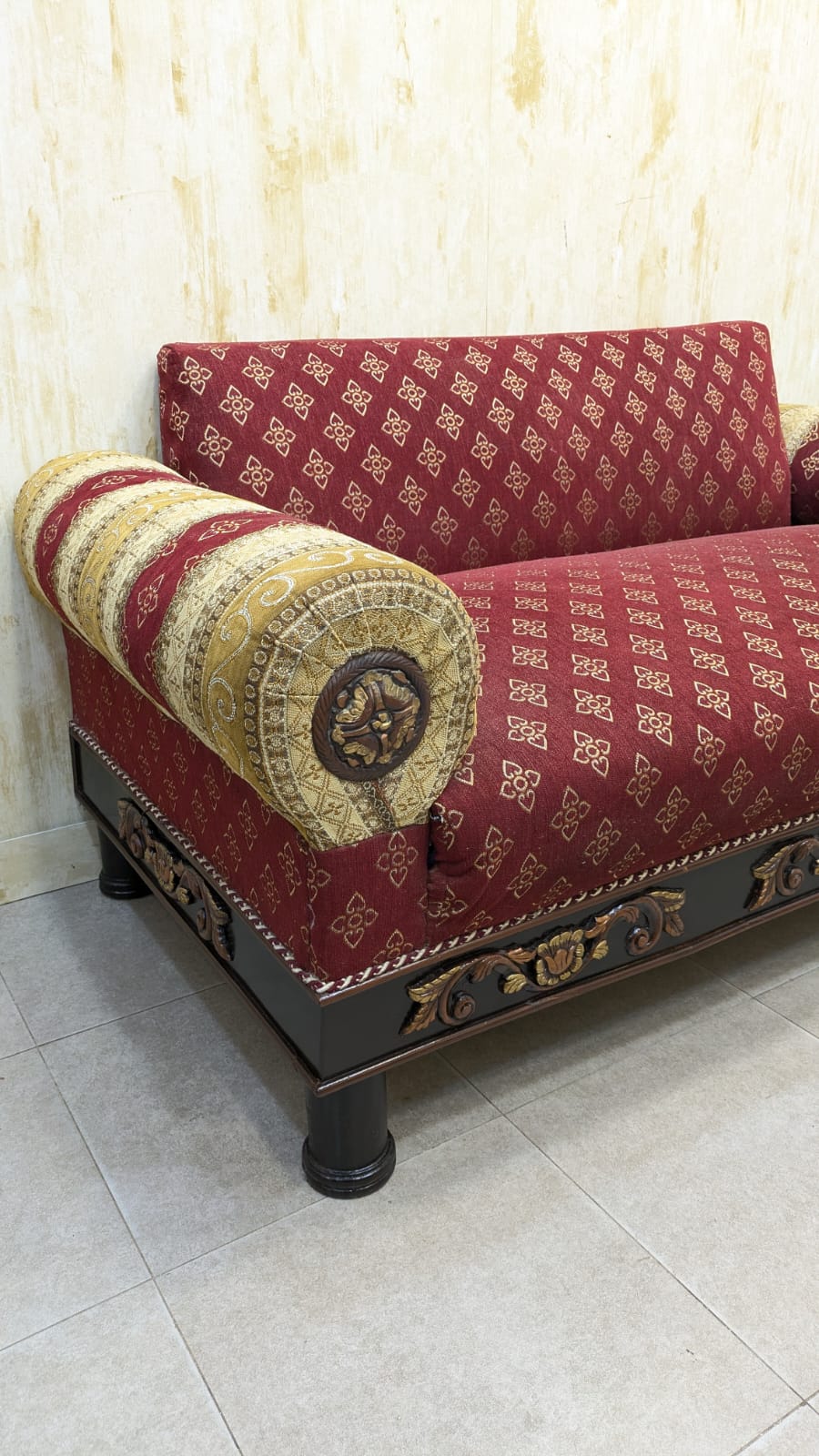 4 Seater Sofa Set