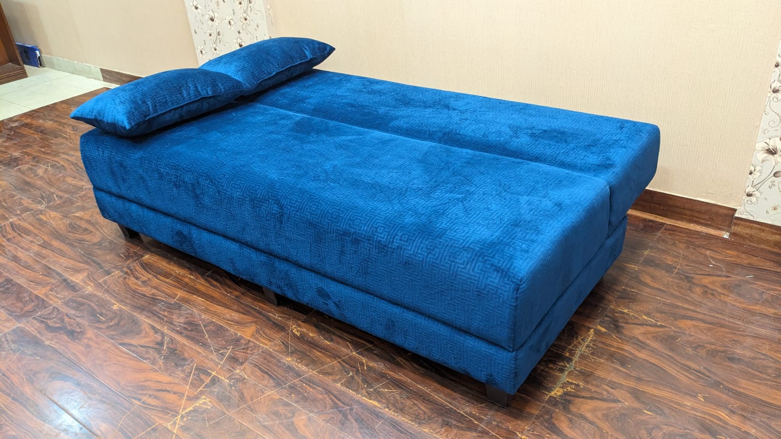 DivineCrafts Sofa Cum Bed