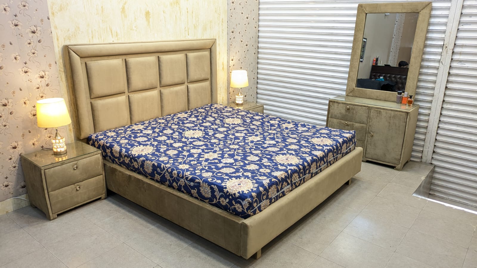 Modern Design King Size Bed Set