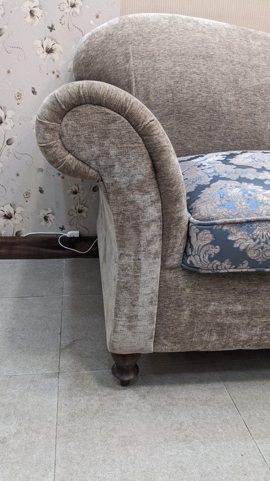 Comfortable 5 Seater Sofa Set