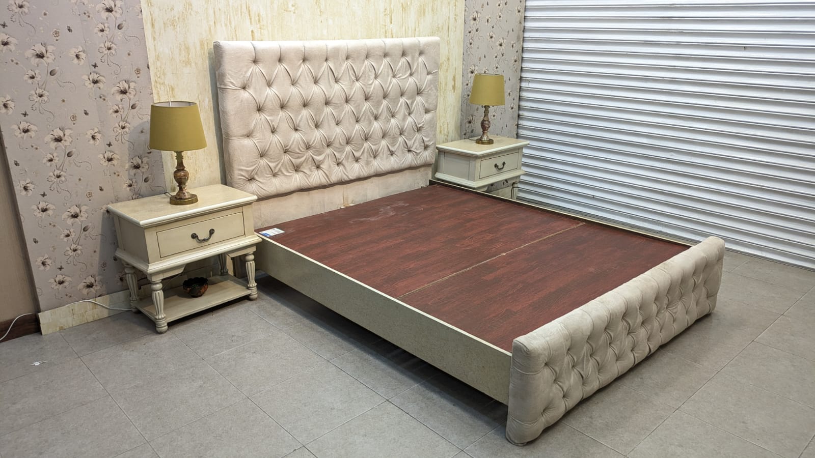 Queen Size Bed Set
