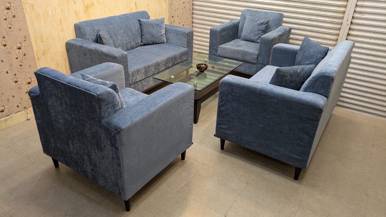 Elegant Design 6 Seater Sofa Set