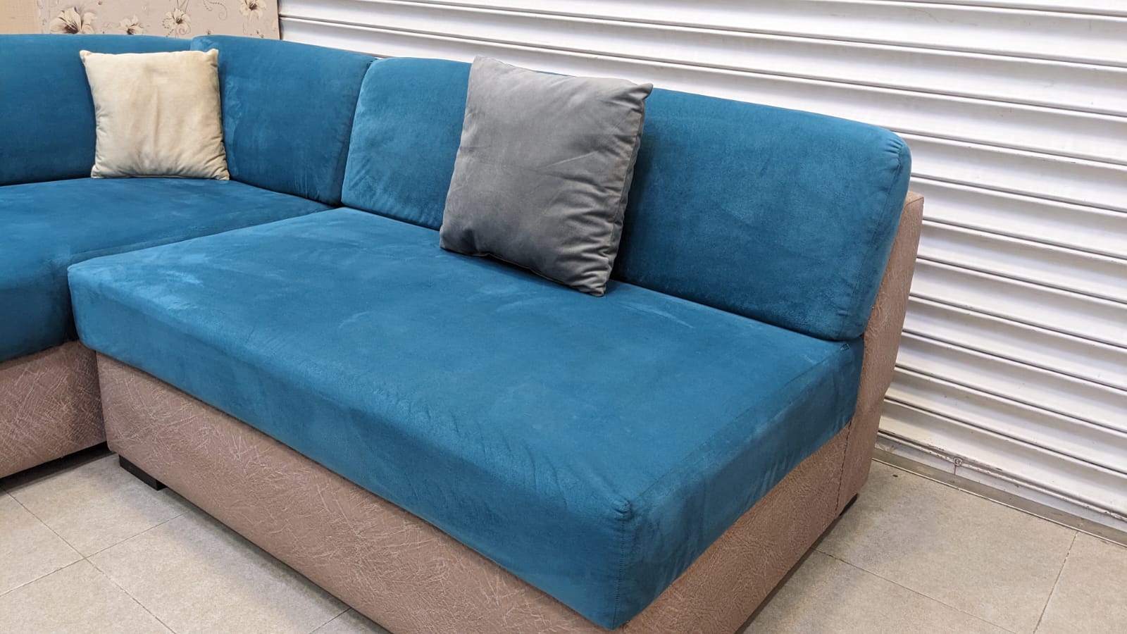 4 Seater L Shape Sofa Set with Ottoman
