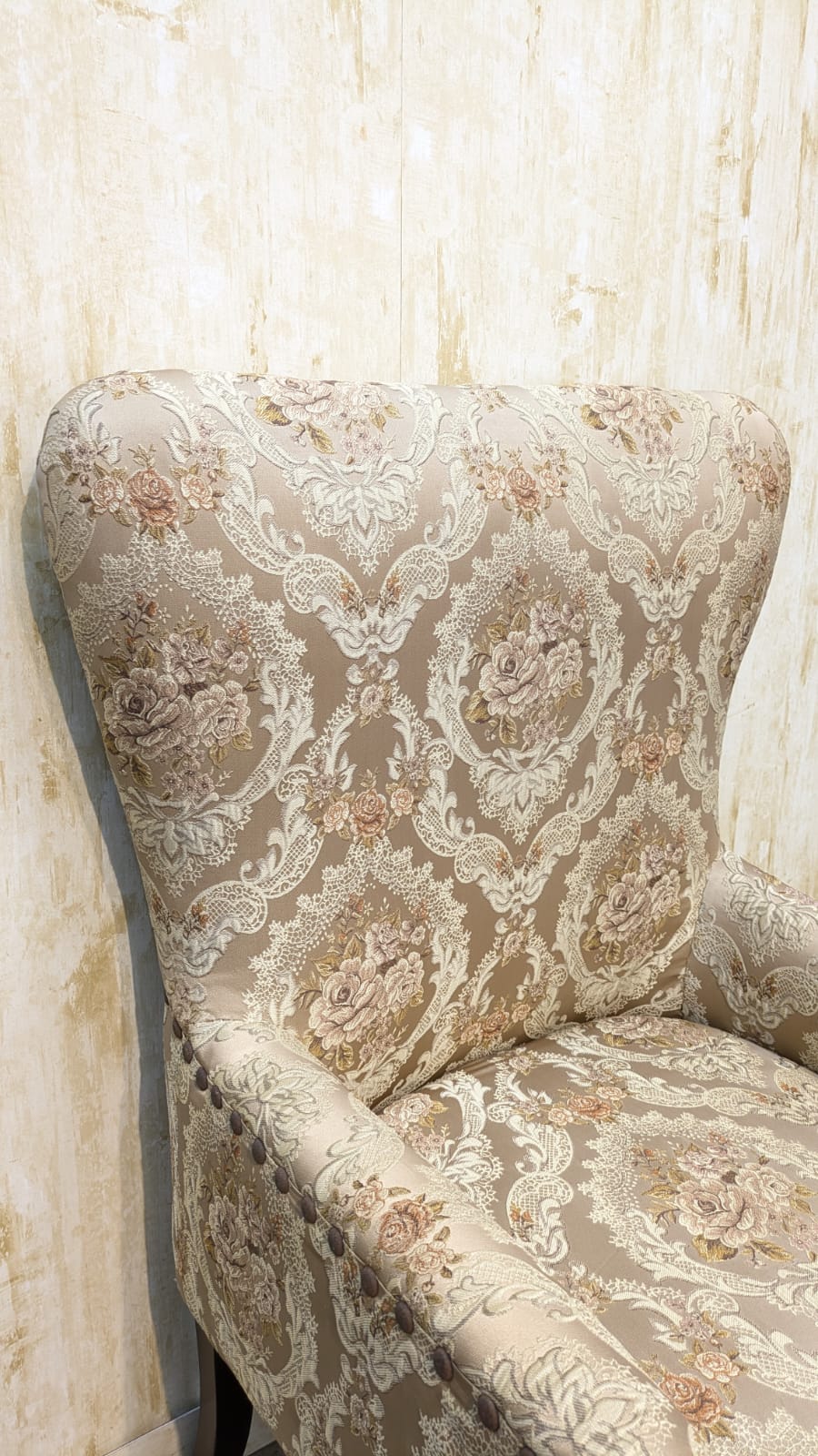 High back chair