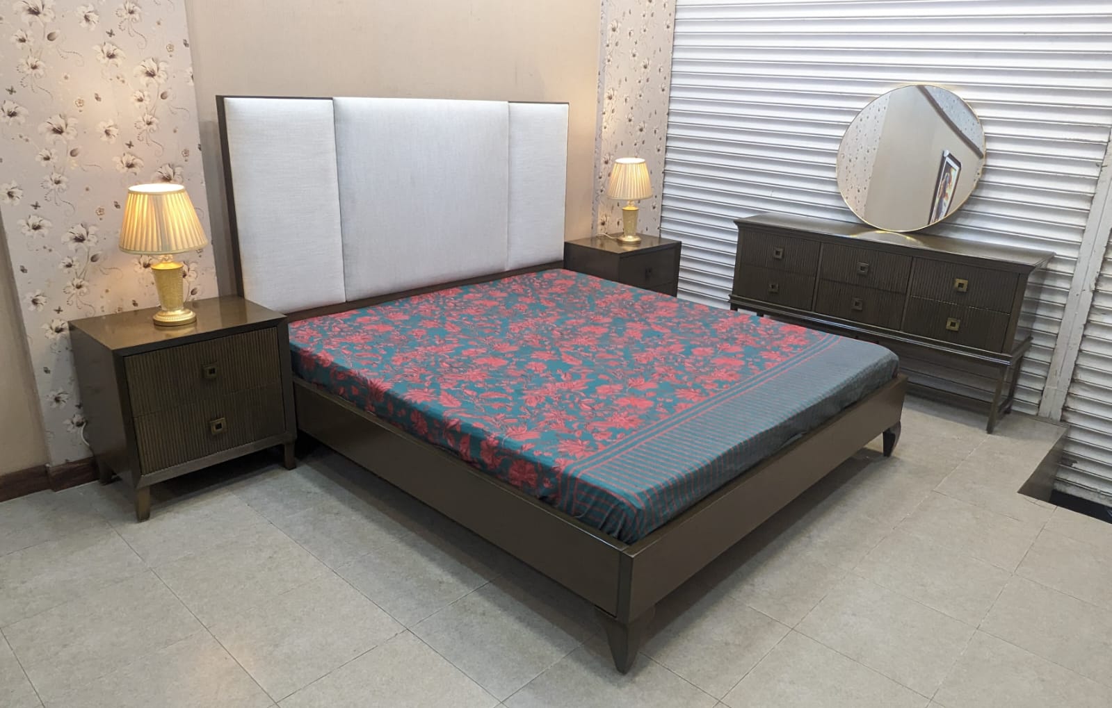 Modern King Size Bed Set