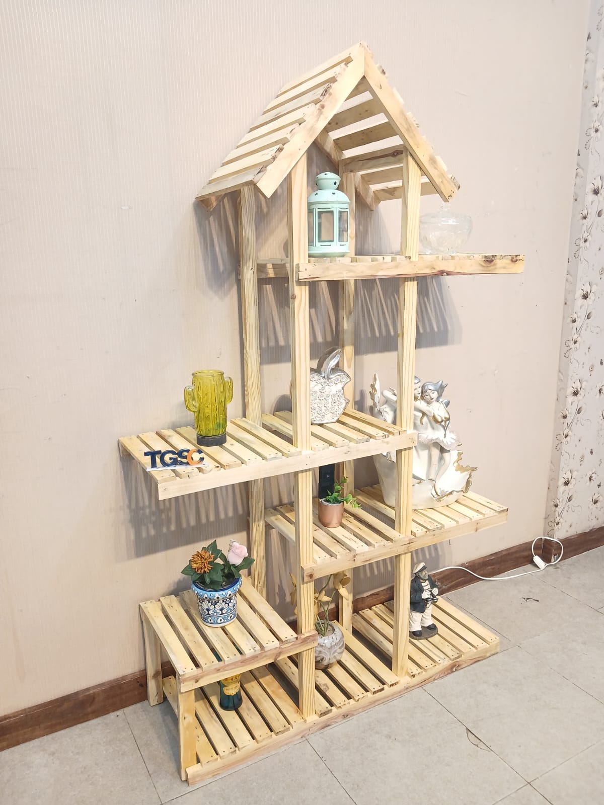 Brand New House Style Wooden Display Rack