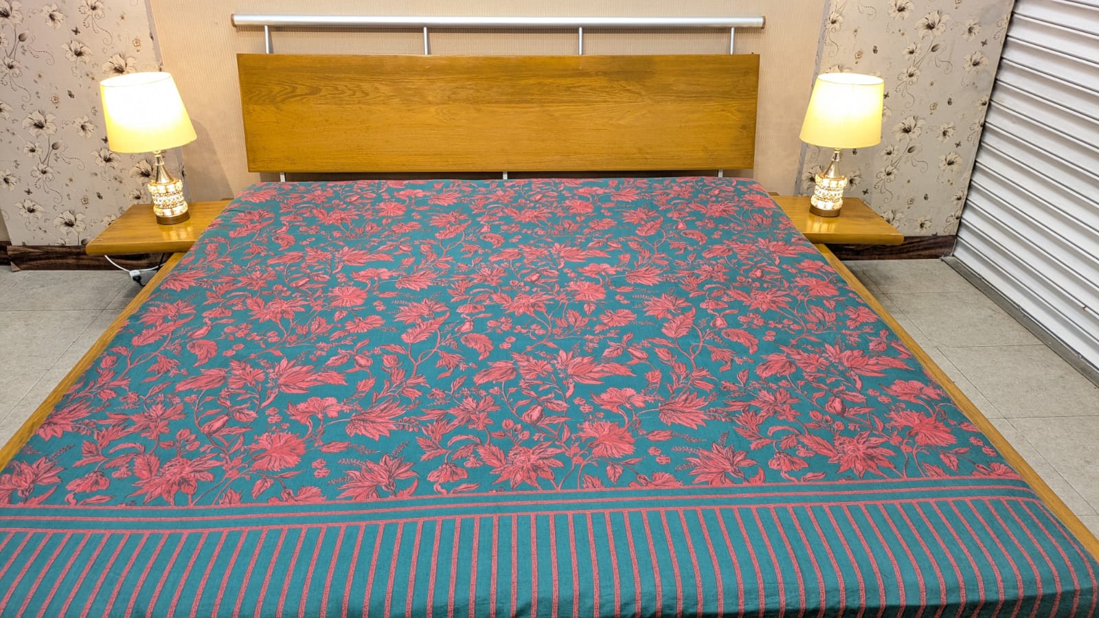 Habitt King Size Bed with Foam Mattress