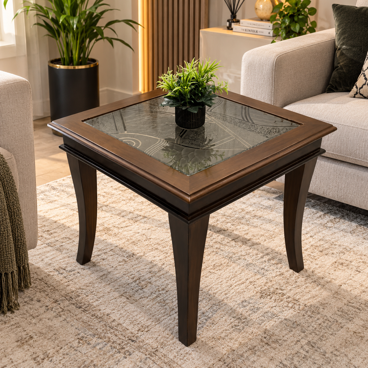 Corner table