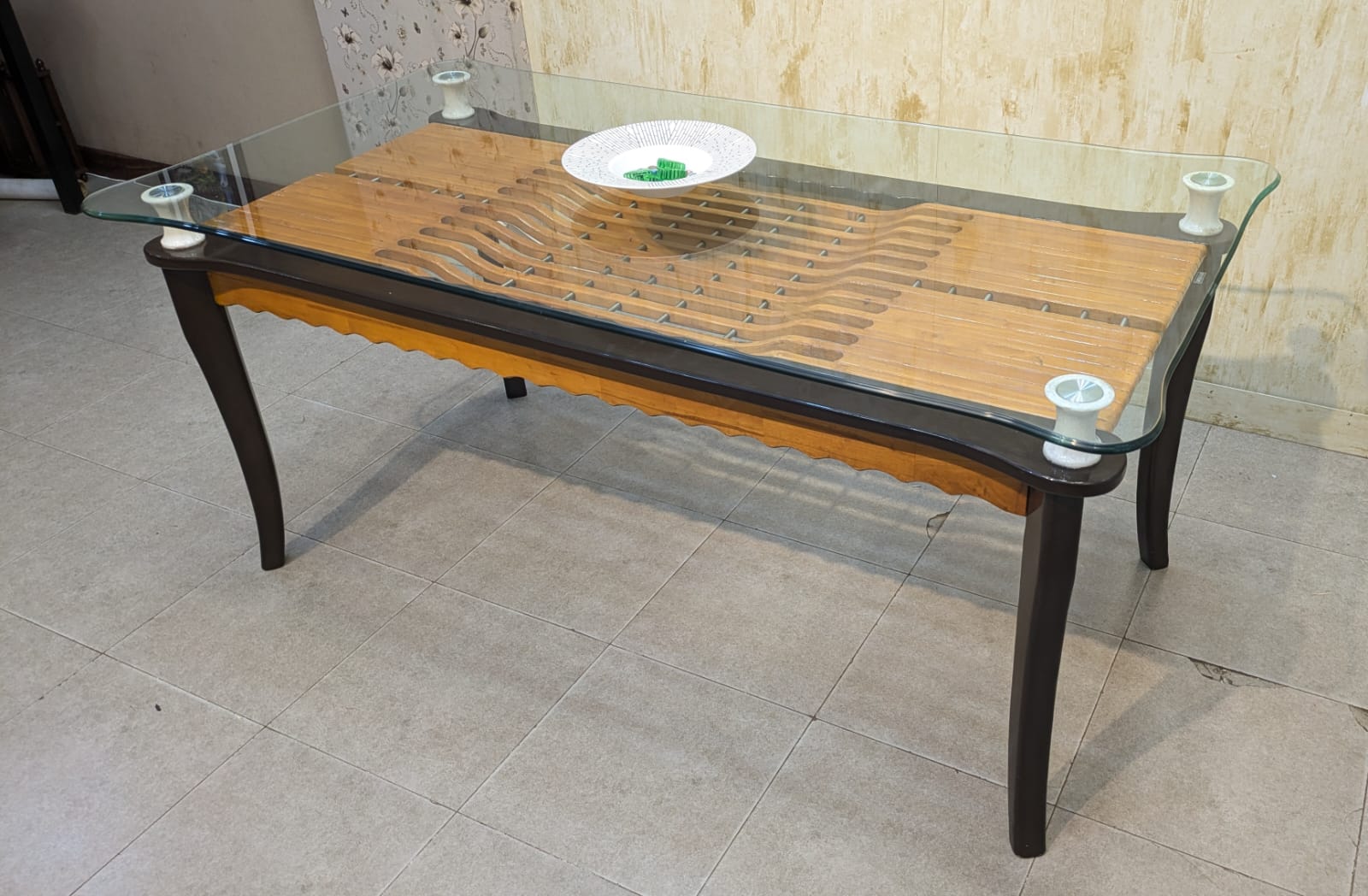 Dinning table