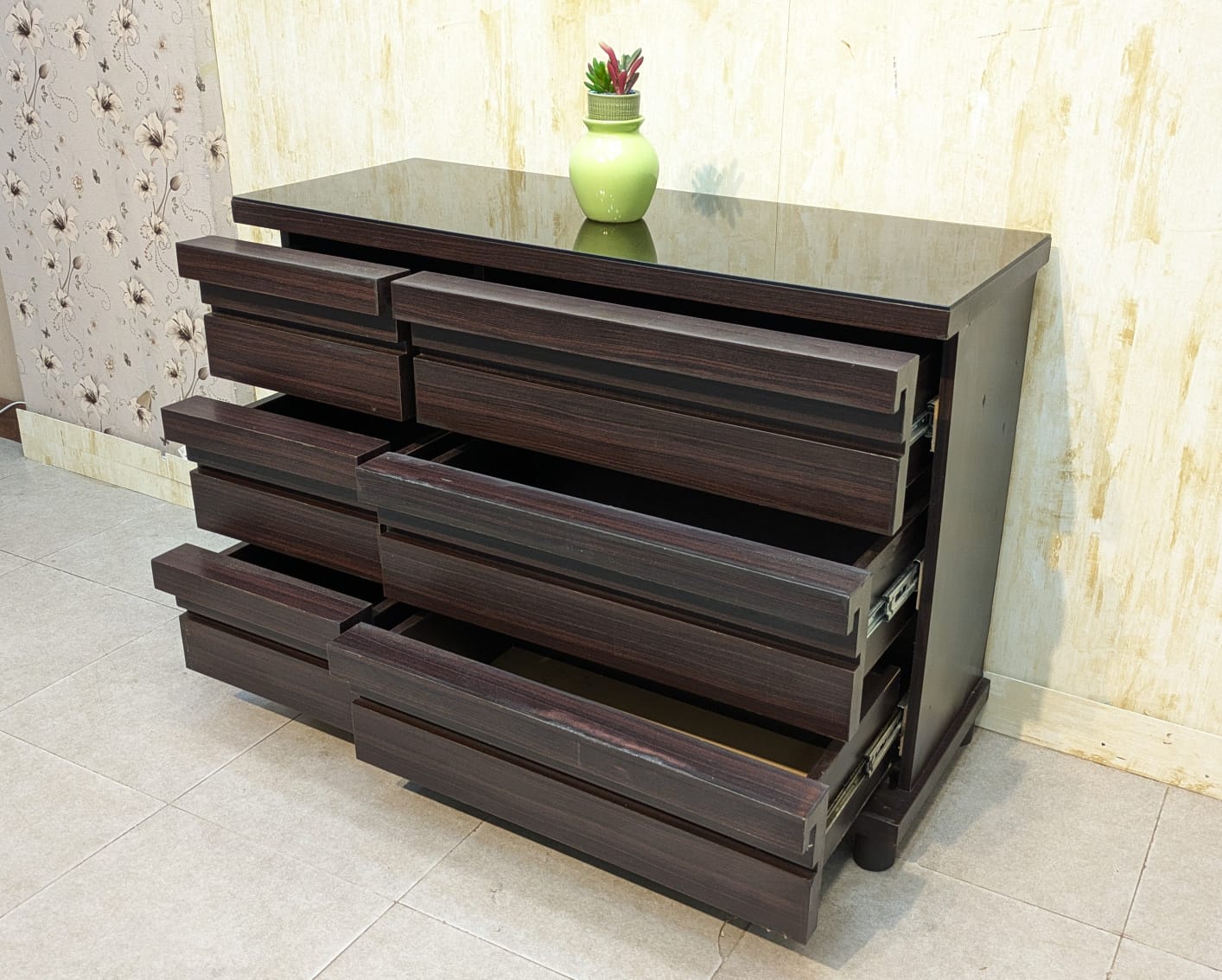 Chester Drawers
