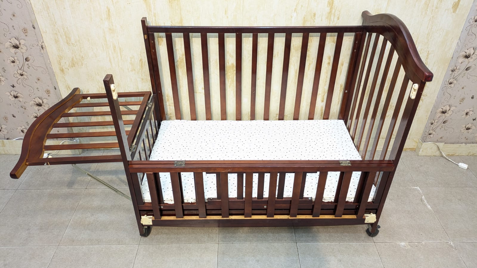 Imported Babies World Baby Cot with Mattress