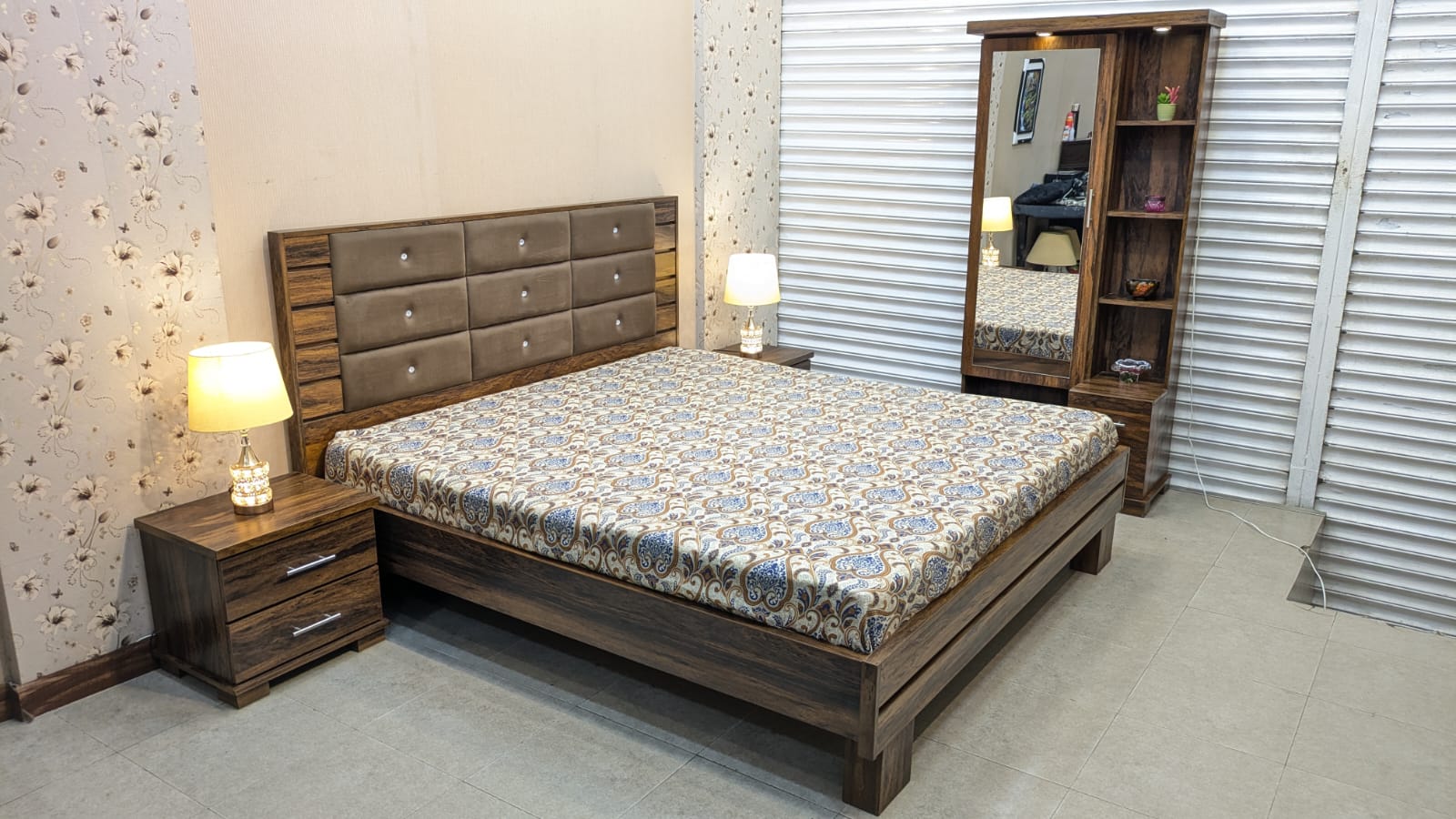 Brand New King Size Bed Set