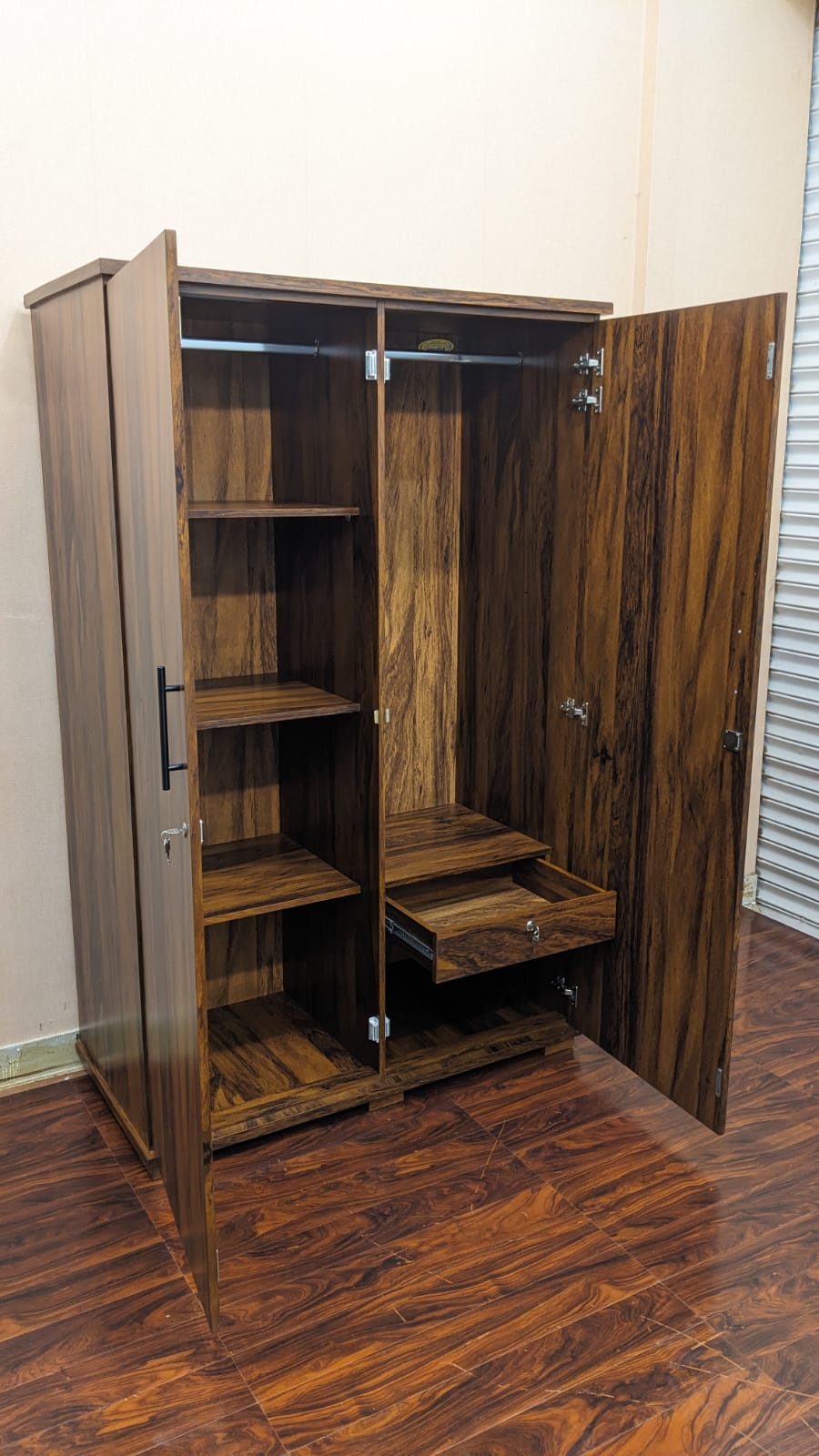 DivineCrafts New 2 Door Almirah