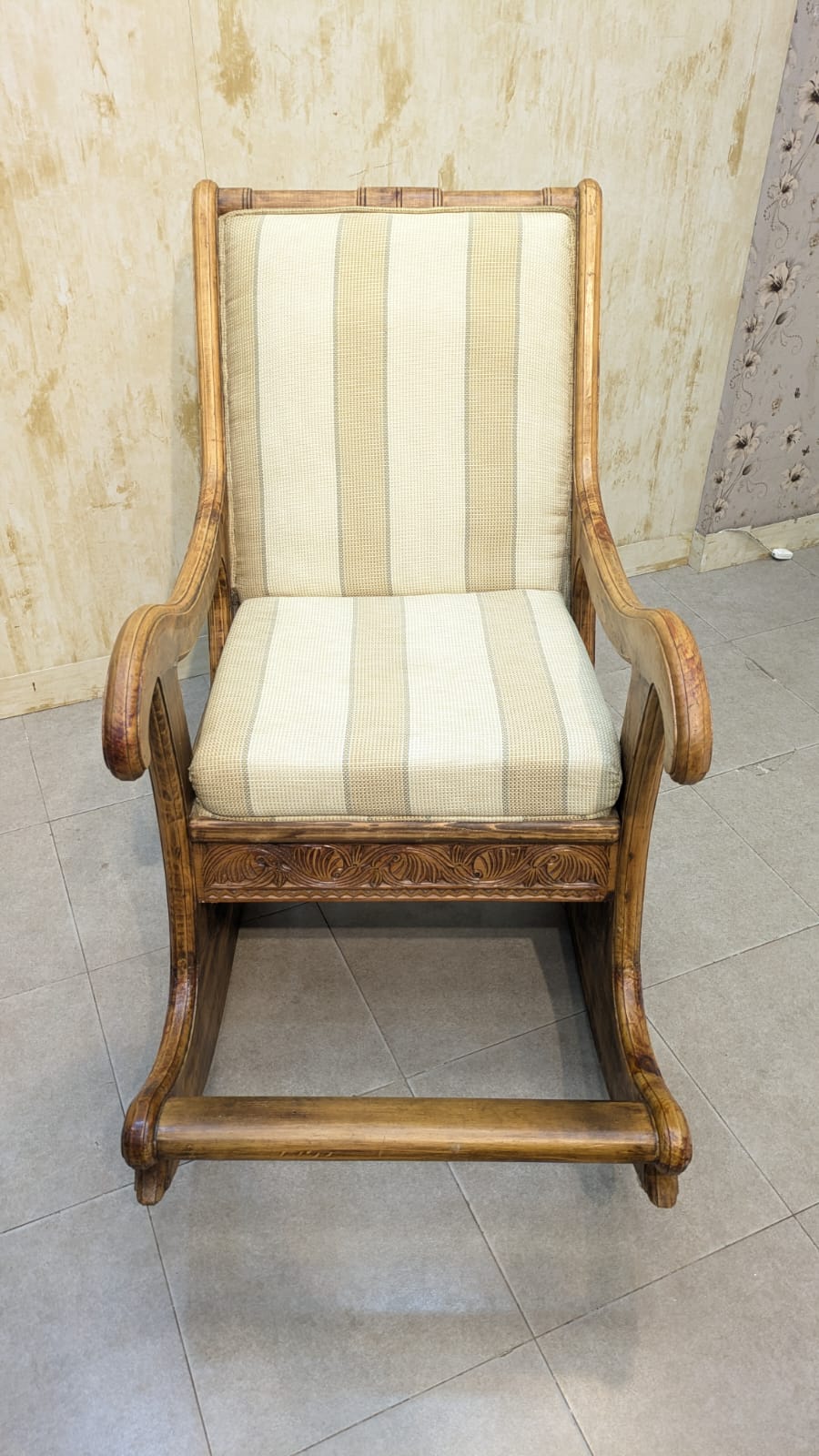 Solid Diyar Wood Rocking Chair