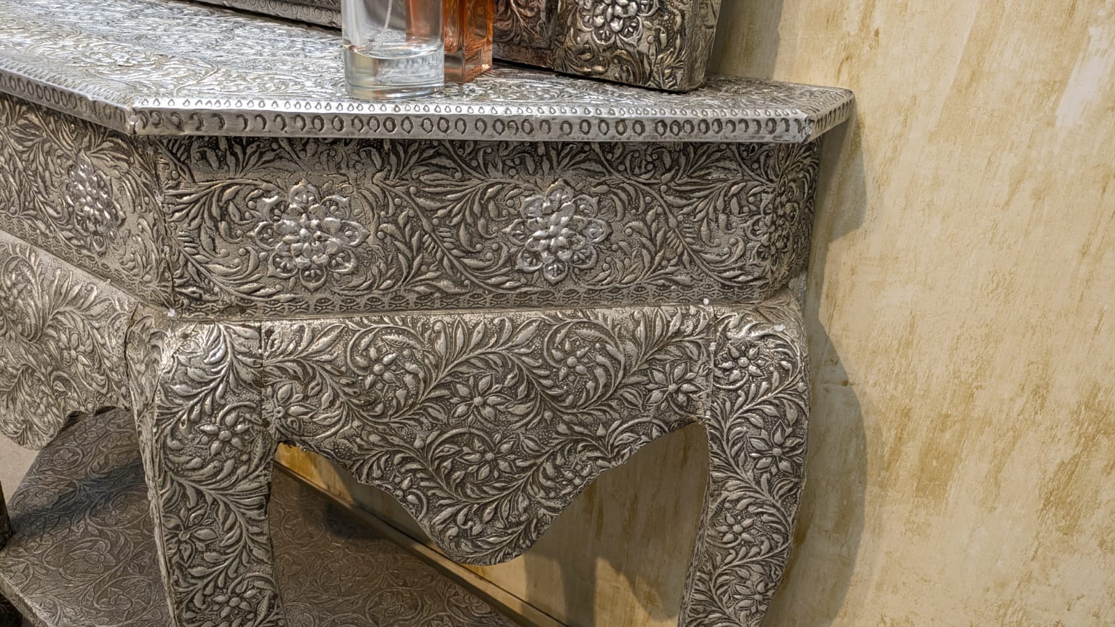 Traditional Silver Embossed Console with Wall Mounted Mirror and 2 Accent Chairs