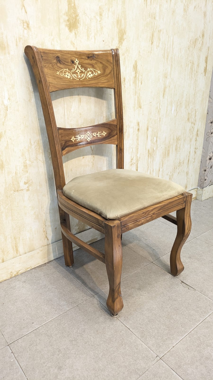 Solid Sheesham Wood 6 Seater Dining Table