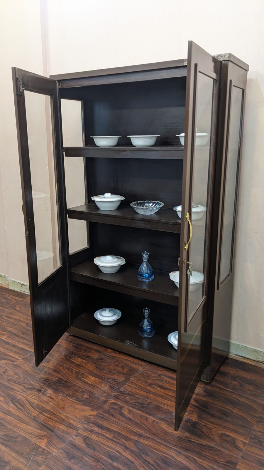 2 Door Corckery Divider