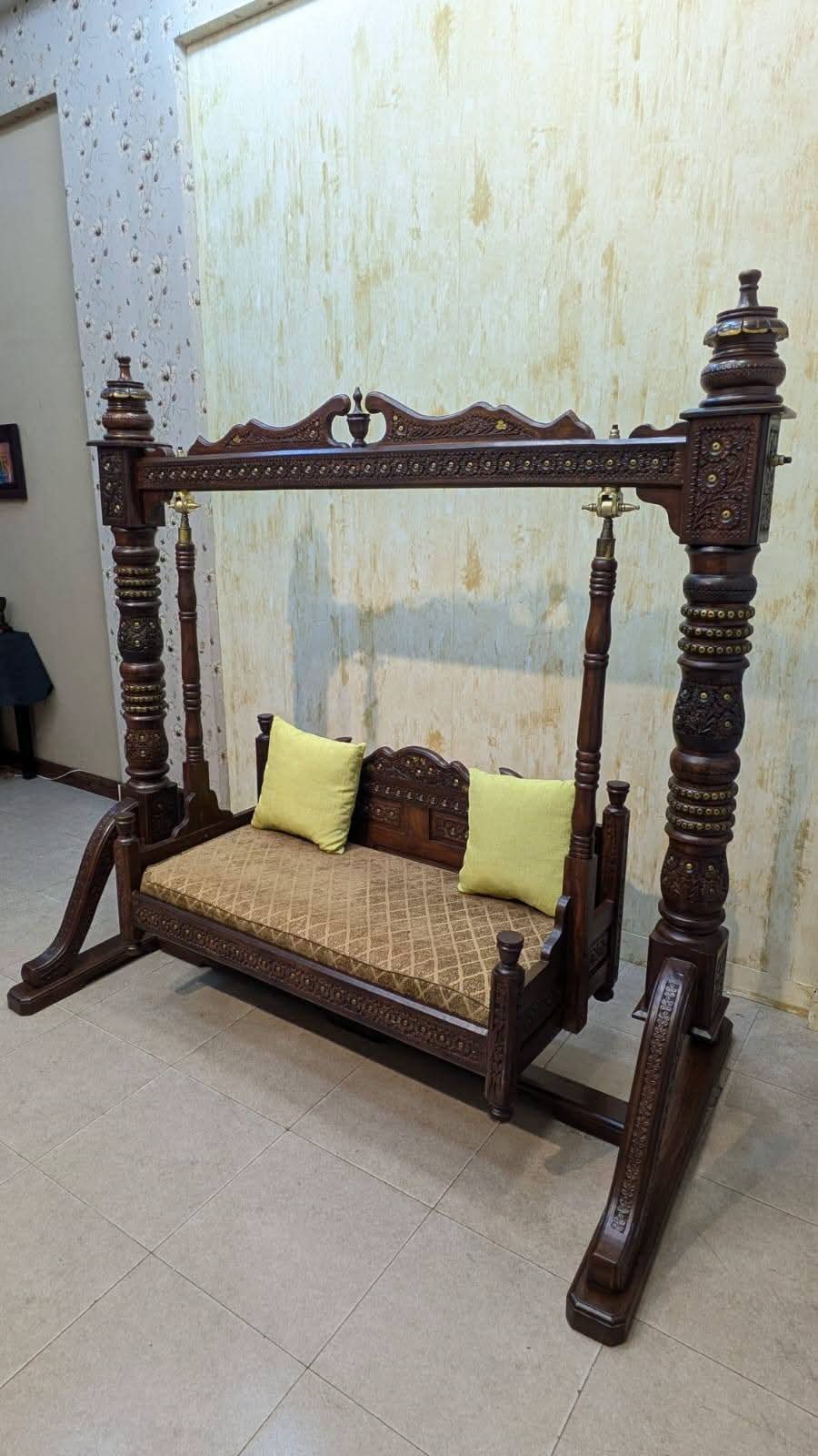 Solid Sheesham Wood Chinioti Jhoola