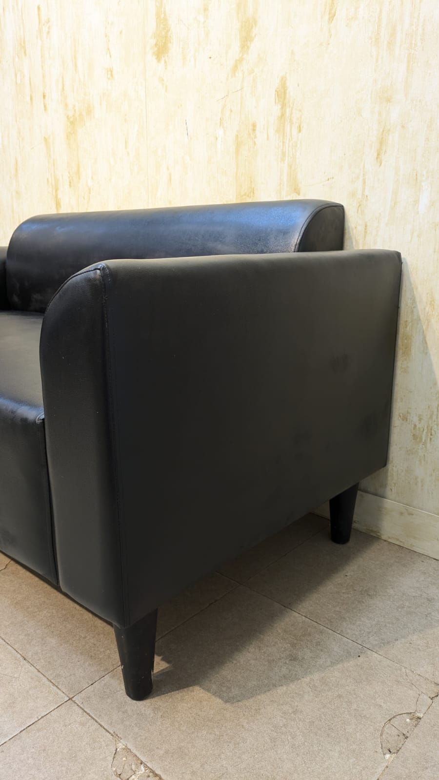 Habitt Osbourne 5 Seater Sofa Set