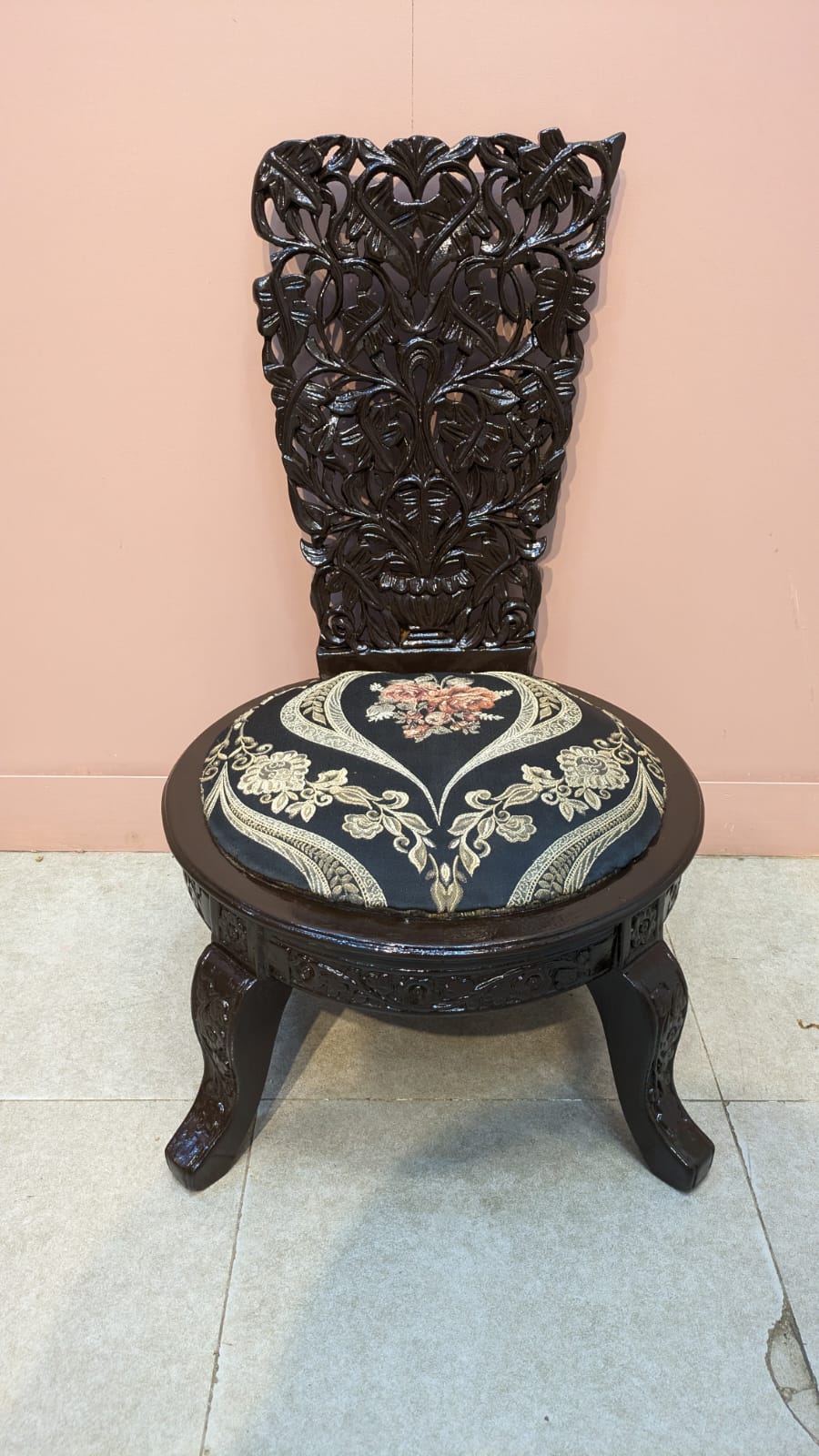 Peri chair