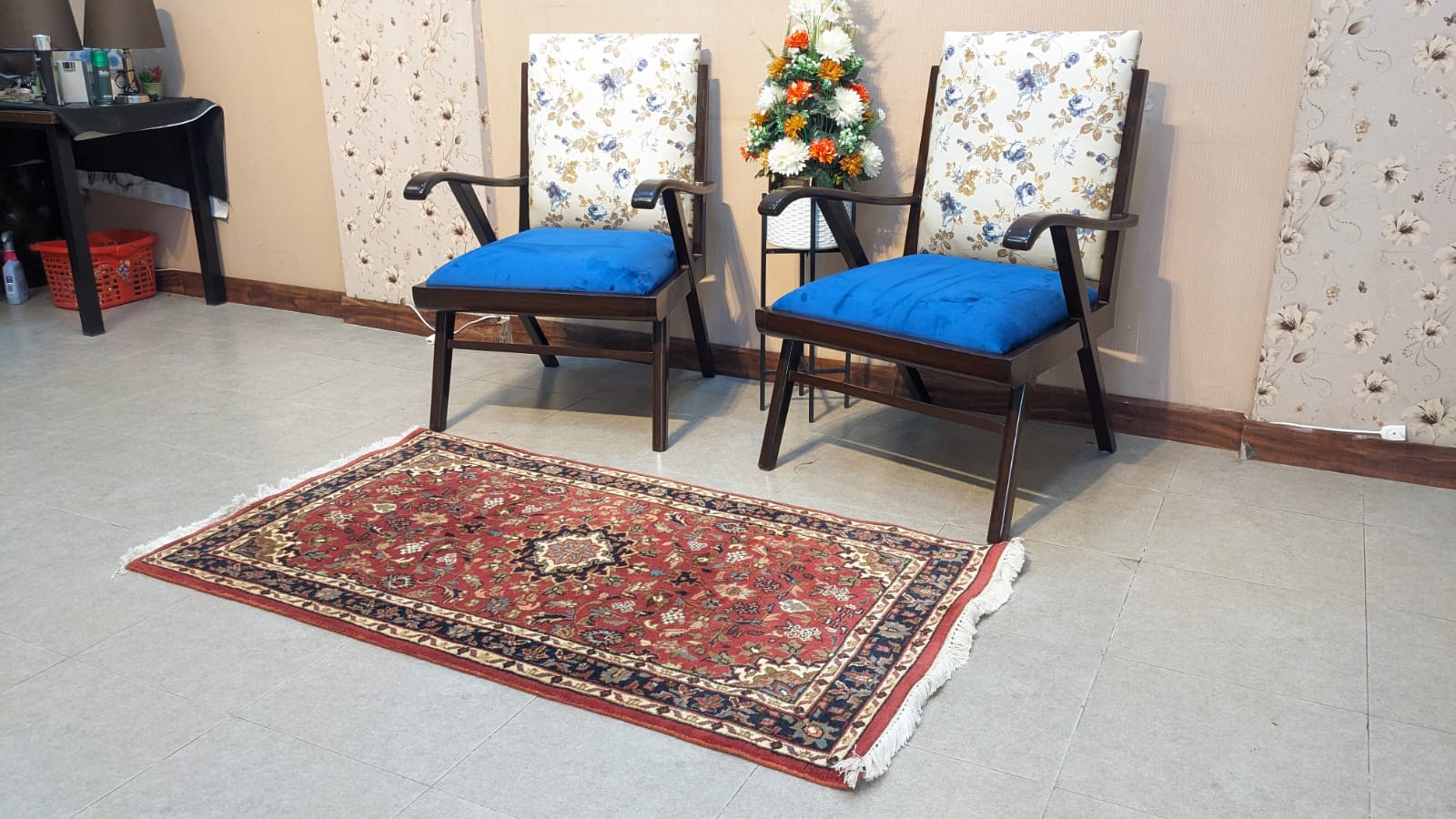 Vintage Persian Hand Knotted Carpet