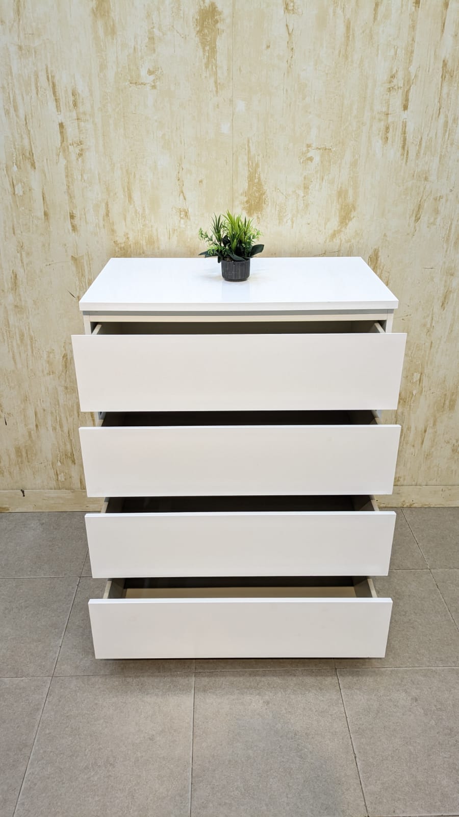 Imported Chest Of Drawers