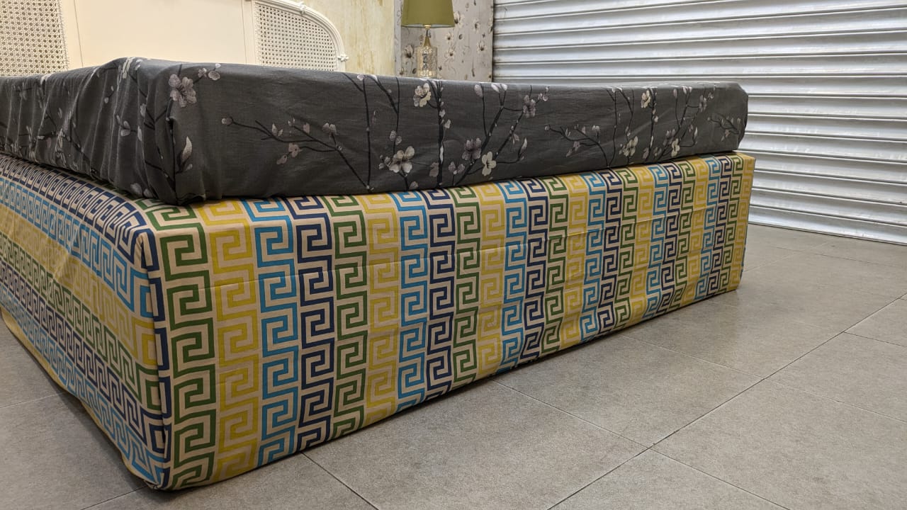 Queen Size Bed Set