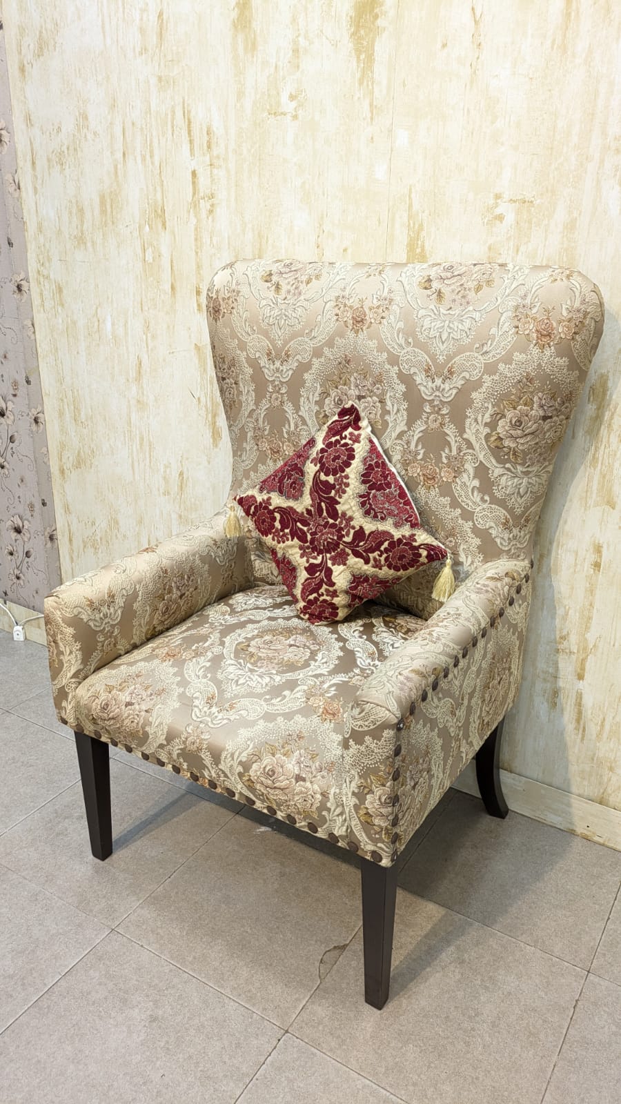 High back chair