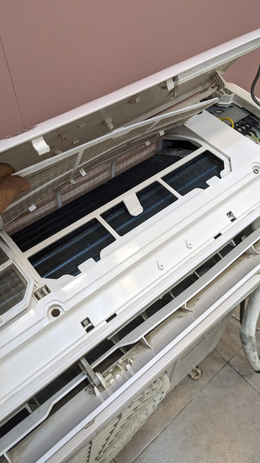 PEL 1 TON SPLIT AIR CONDITIONER