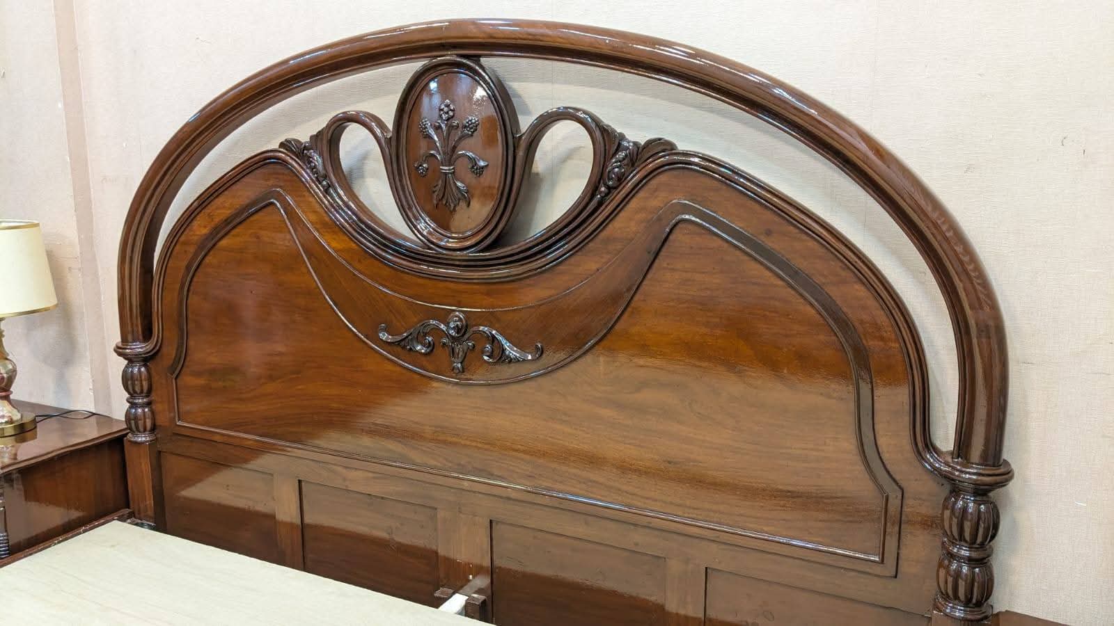 Sheesham Wood King Size Bed with 2 Side Tables