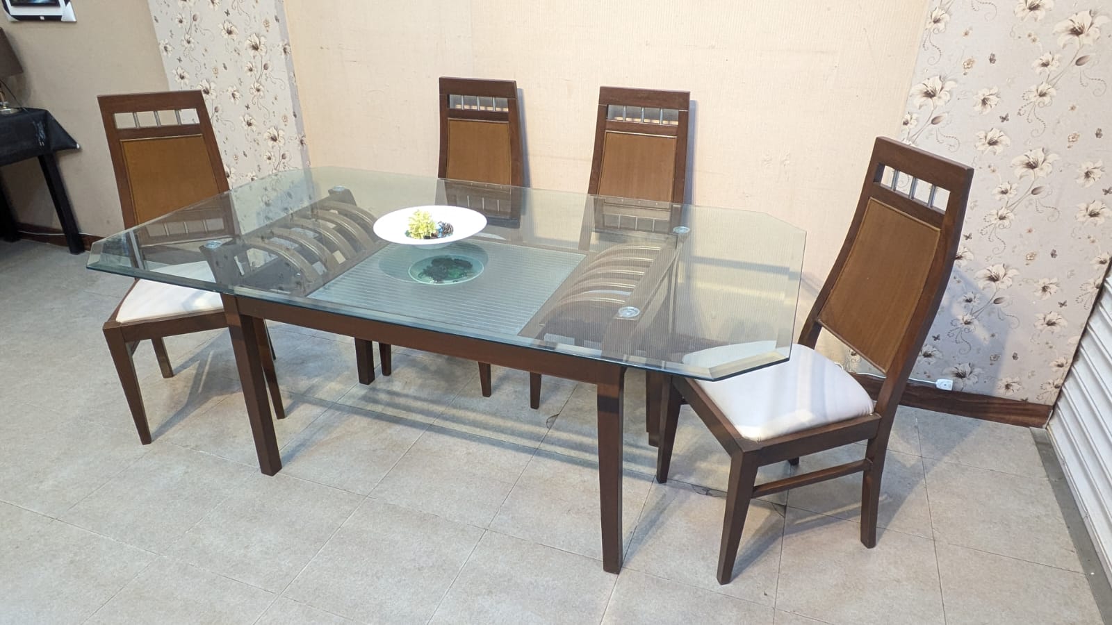 6 Seater Dining Table