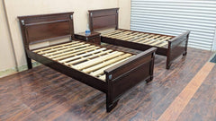 Pair Of Single Bed With Shared Side Table