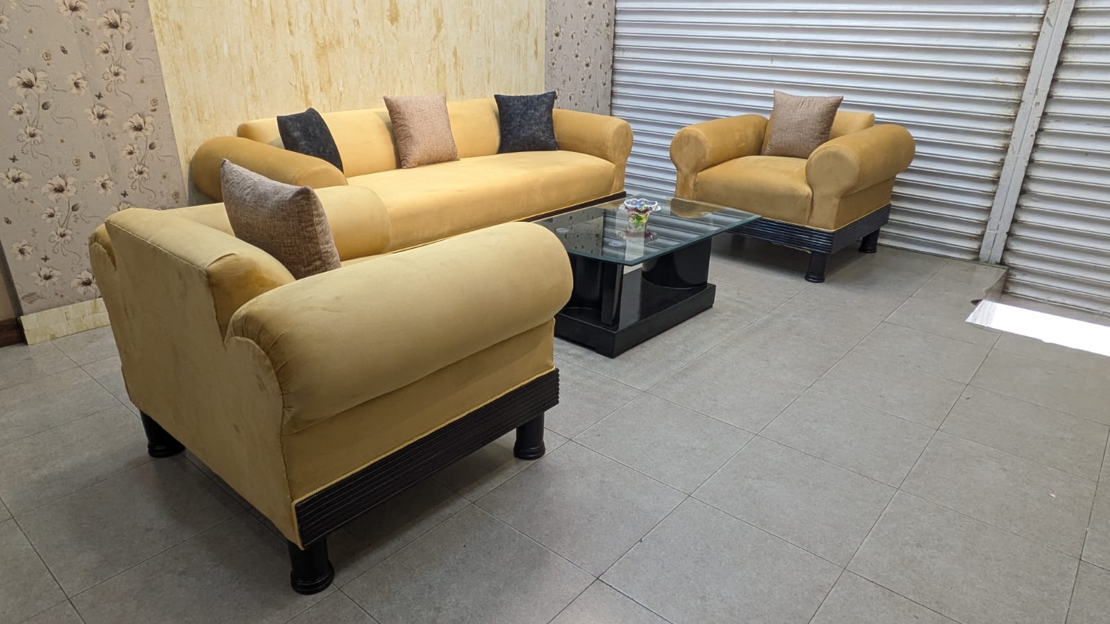 Kalamkaar Furniture – Premium 5 Seater Sofa Set