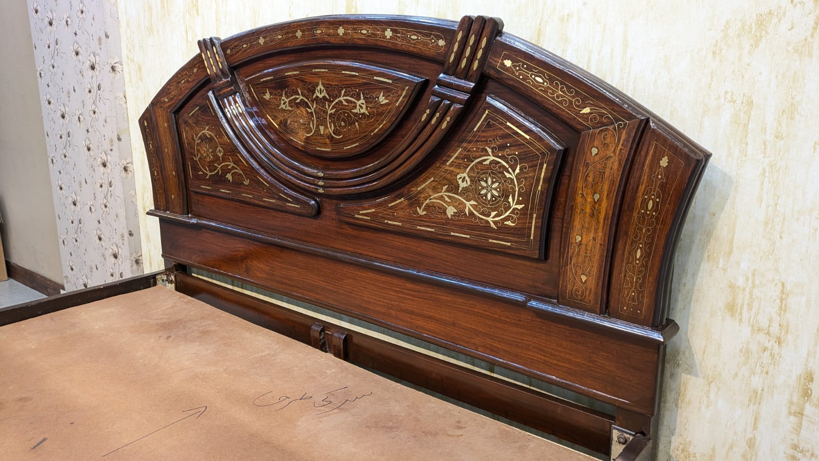 Solid Sheesham Wood Queen Size