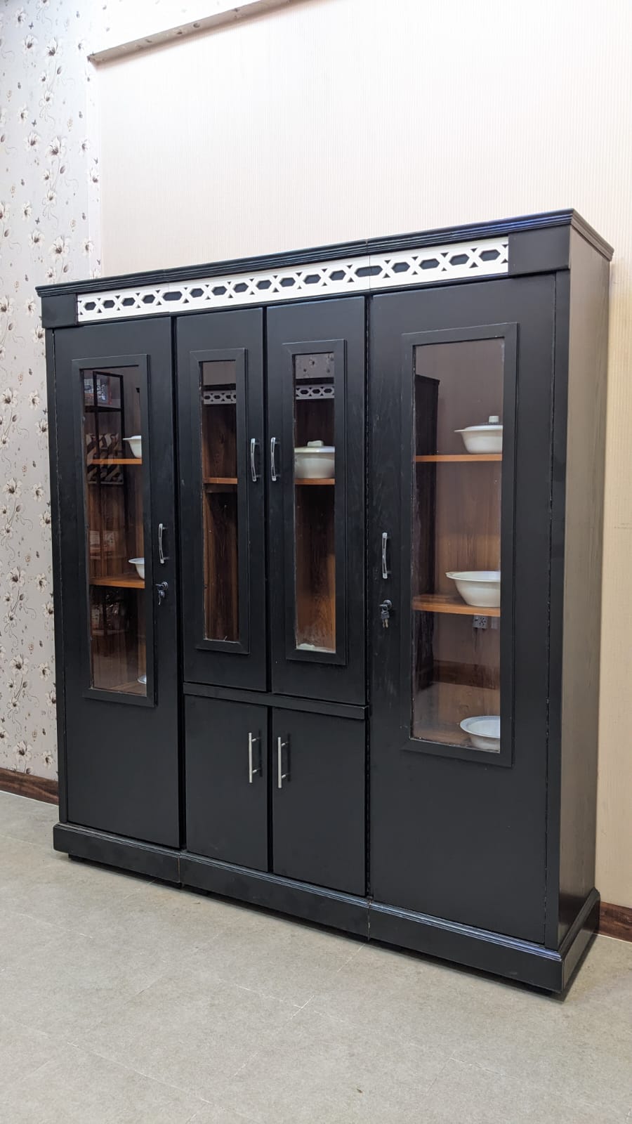 4 Door Crockery Divider