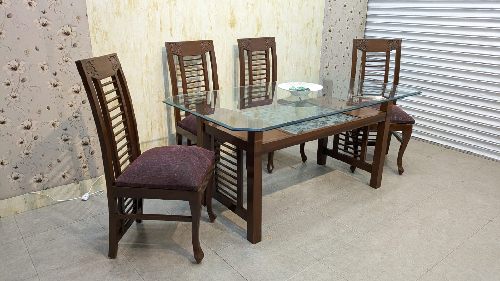 6 Seater Dining Table