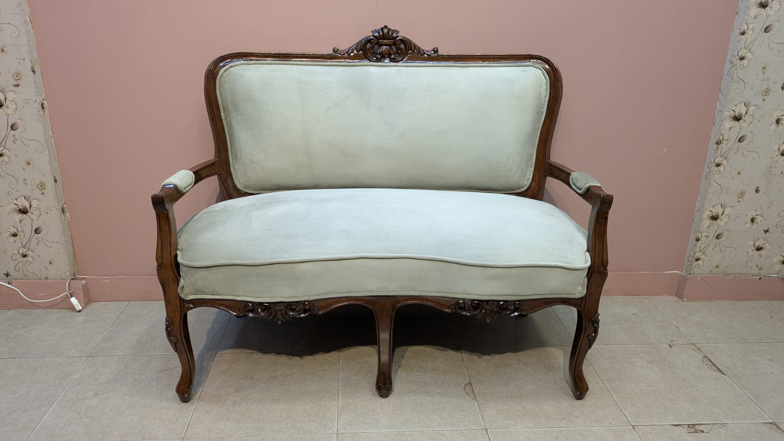 Solid Sheesham 4 Seater Sofa Set