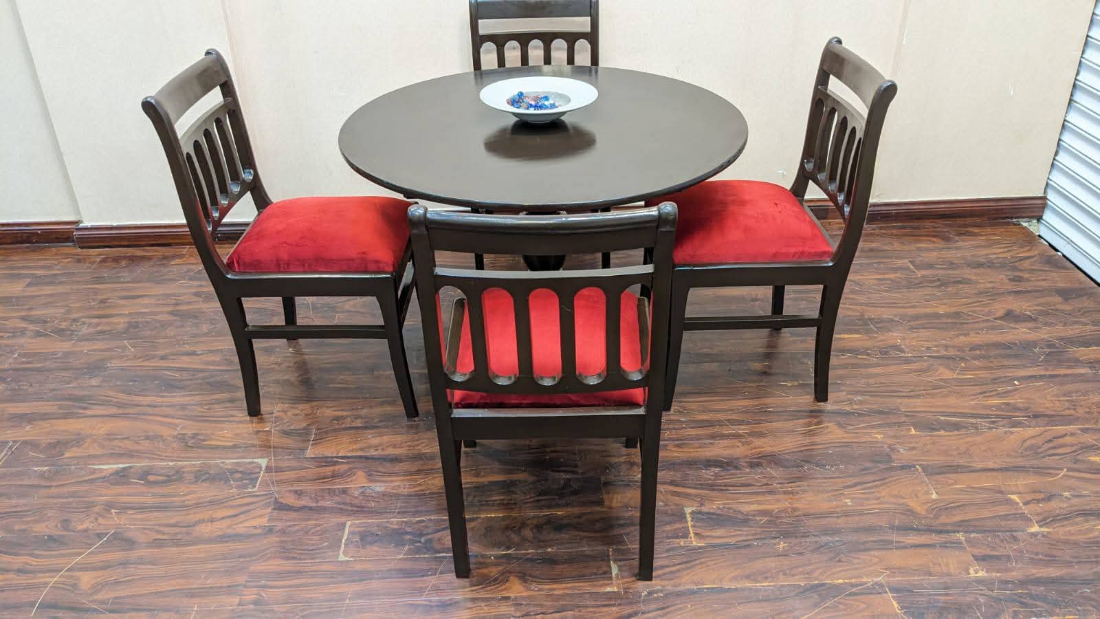 4 Seater Dining Table