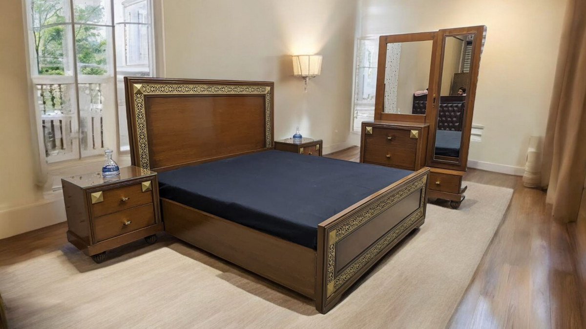 Brand New King Size Bed Set