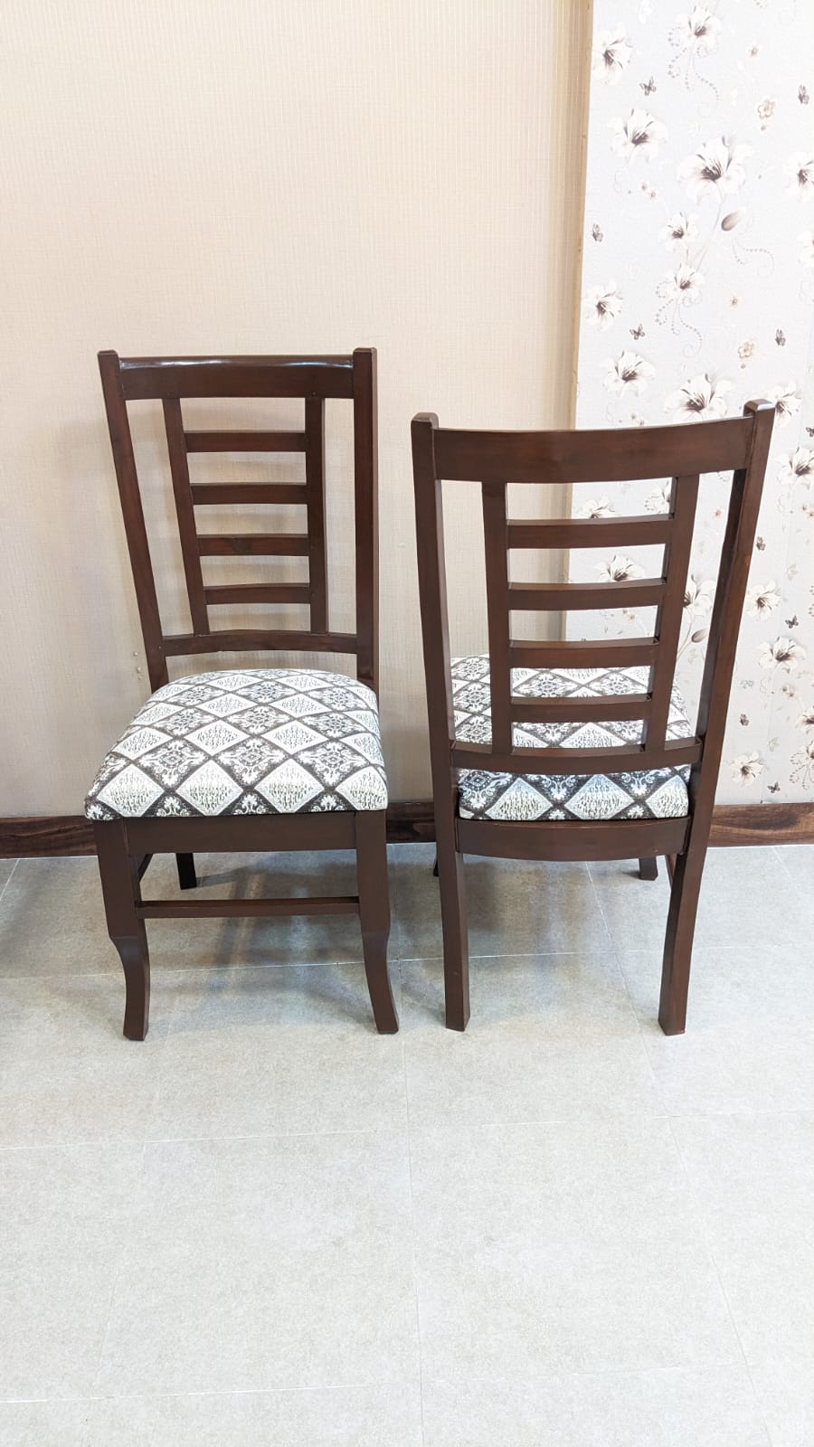 6 Seater Dining Table